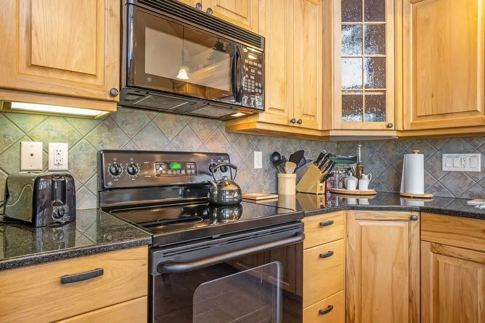 Solitude Bobcat #2 - Estes Park 2 Bedroom Condo by RedAwning