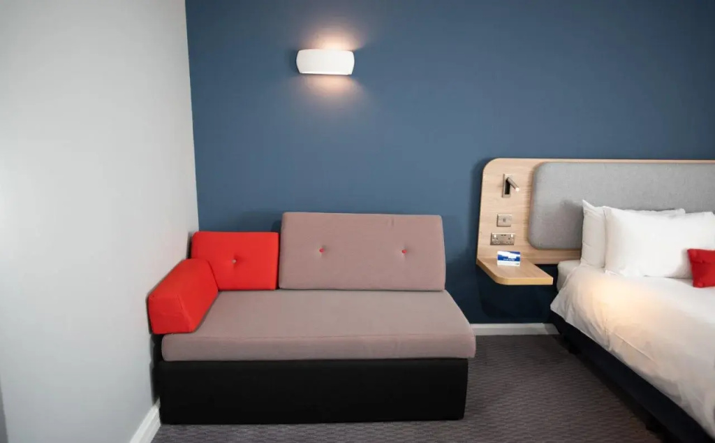Holiday Inn Express Liverpool - Knowsley M57,Jct.4