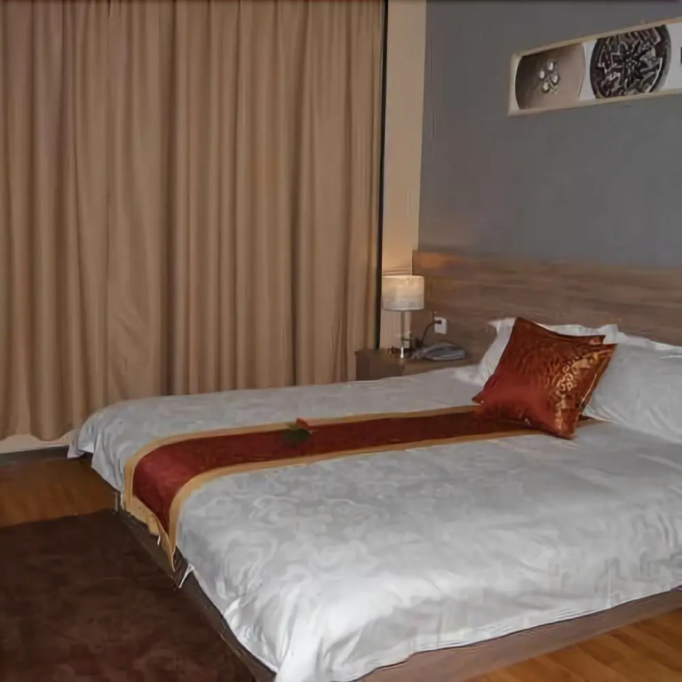 Holiday Boutique Hotel (Zhangjiagang Ximen Road)