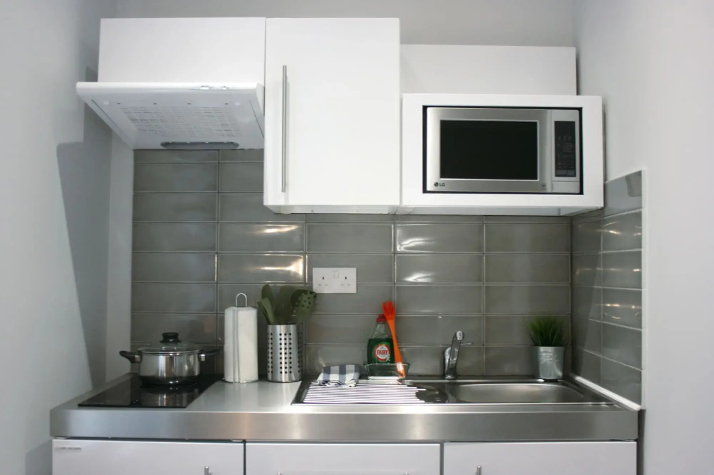 Westciti Caroco Aparthotel