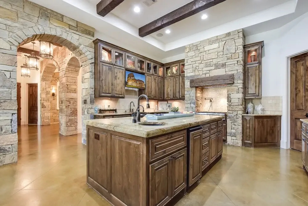 Big View Drive Home 7 Bedrooms 6.5 Bathrooms Home