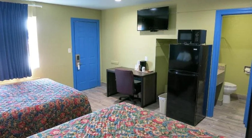 Gateway Motor Inn