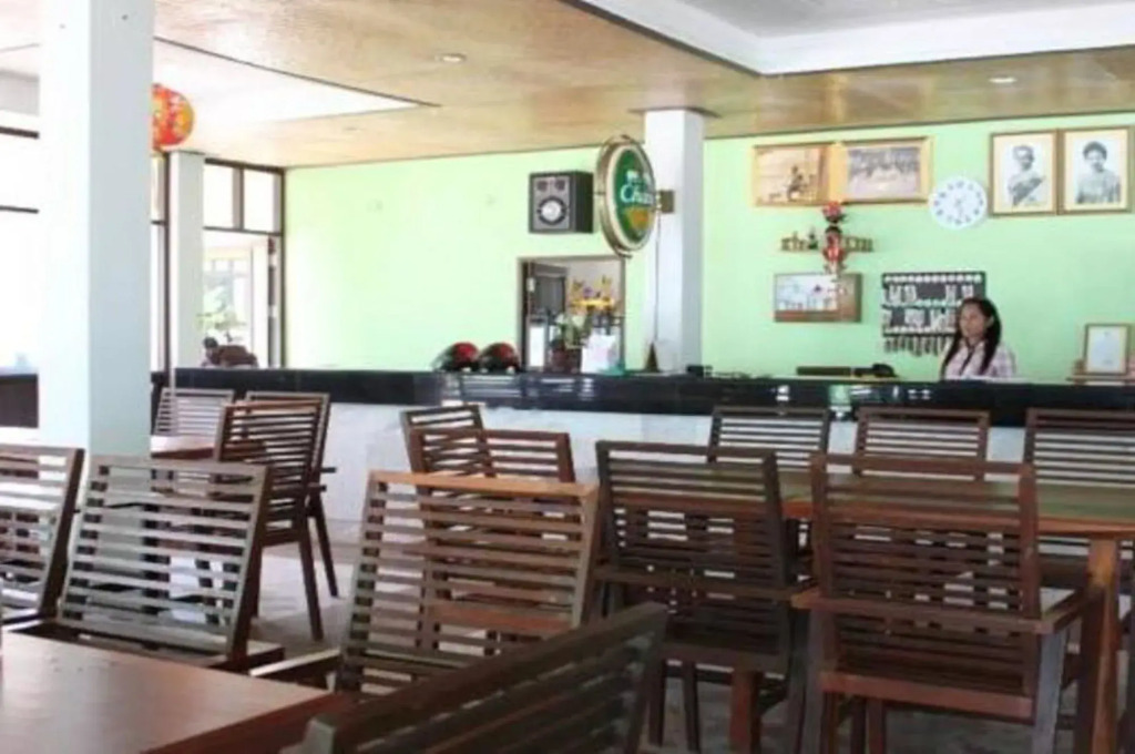 Khanom Sunrise Beach Hotel
