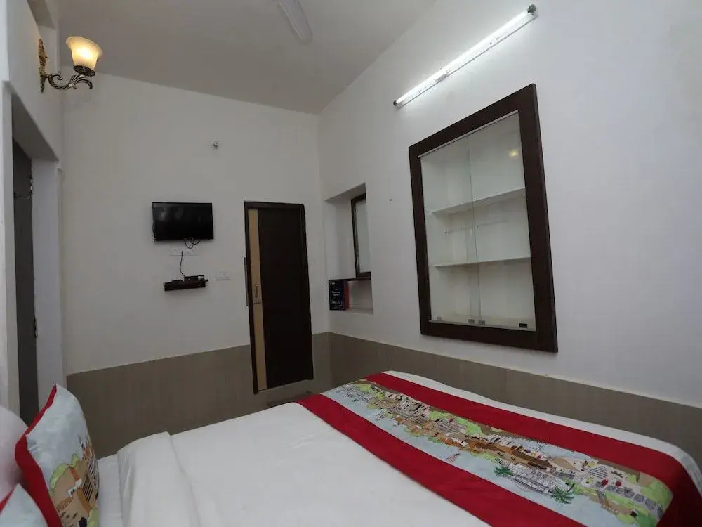 OYO 10358 Chouhan Haveli