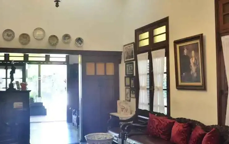 Fendi's Guest House