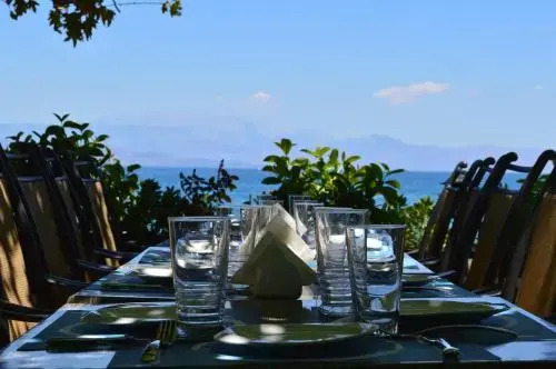 Dimitropoulos Seafront Apartments-Elaionas Beach near Diakopto