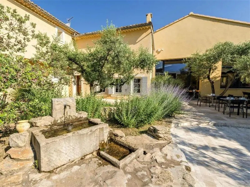 Le Clos Saint Michel Resort & Spa