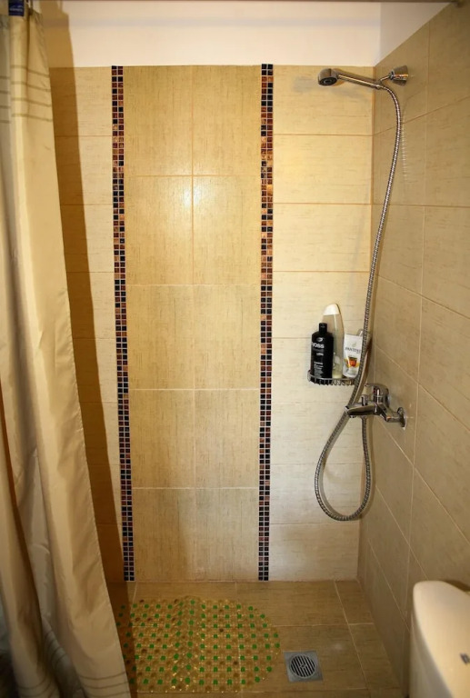 Comfartable 1 Bedroom Flat with Garden near Beach