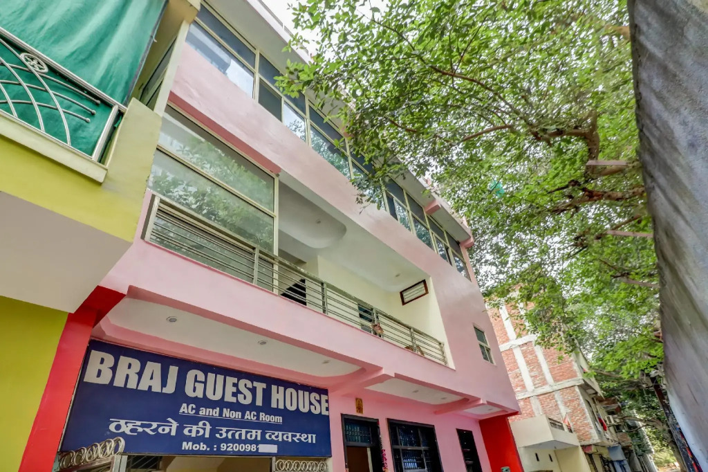 SPOT ON 70895 Braj Guest House
