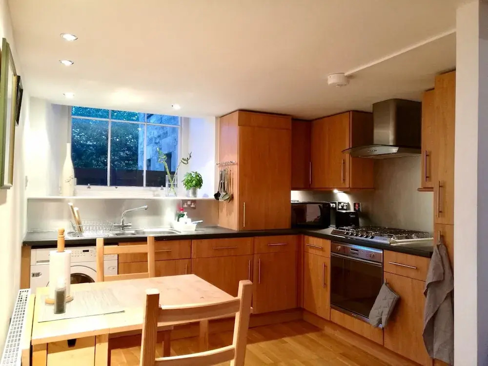 1 Bedroom Mezzanine Flat