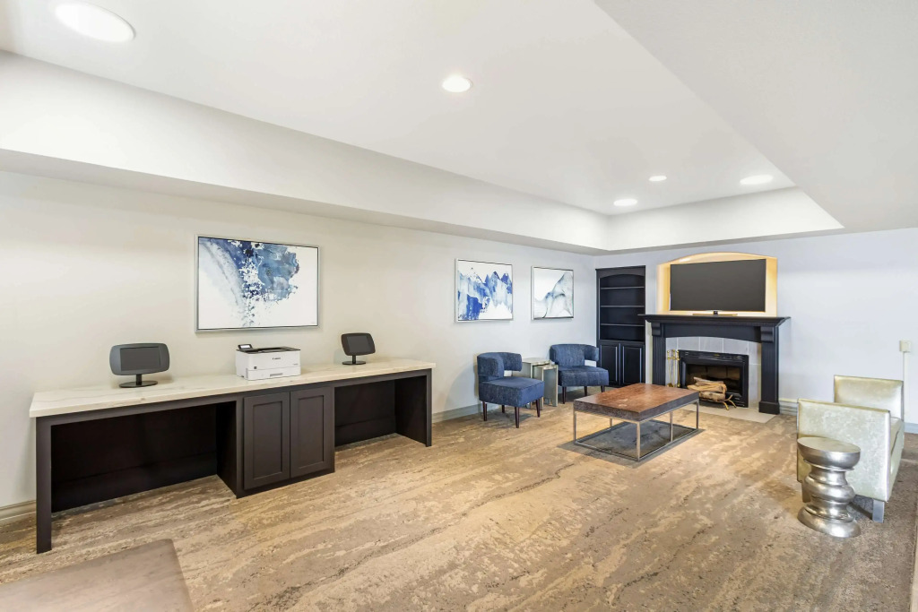 Best Western Plus Villa Del Lago Inn Patterson