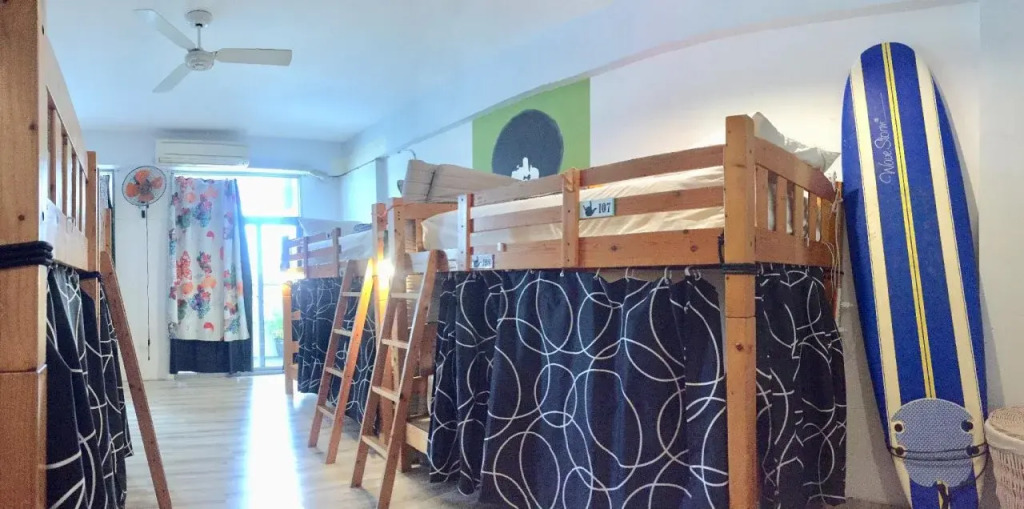 (Self-check in) Monkey Surfing Backpackers Hostel