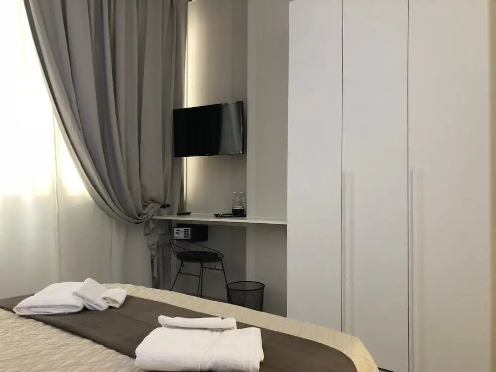 Turin Central Rooms