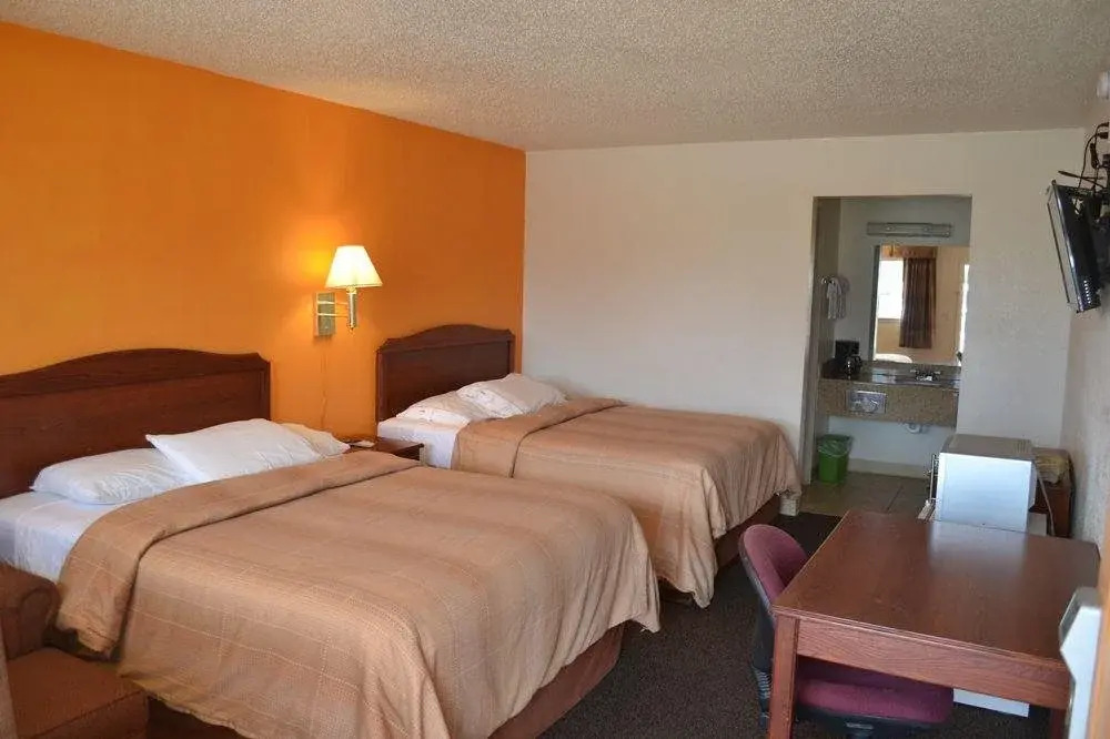 Budget Inn & Suites
