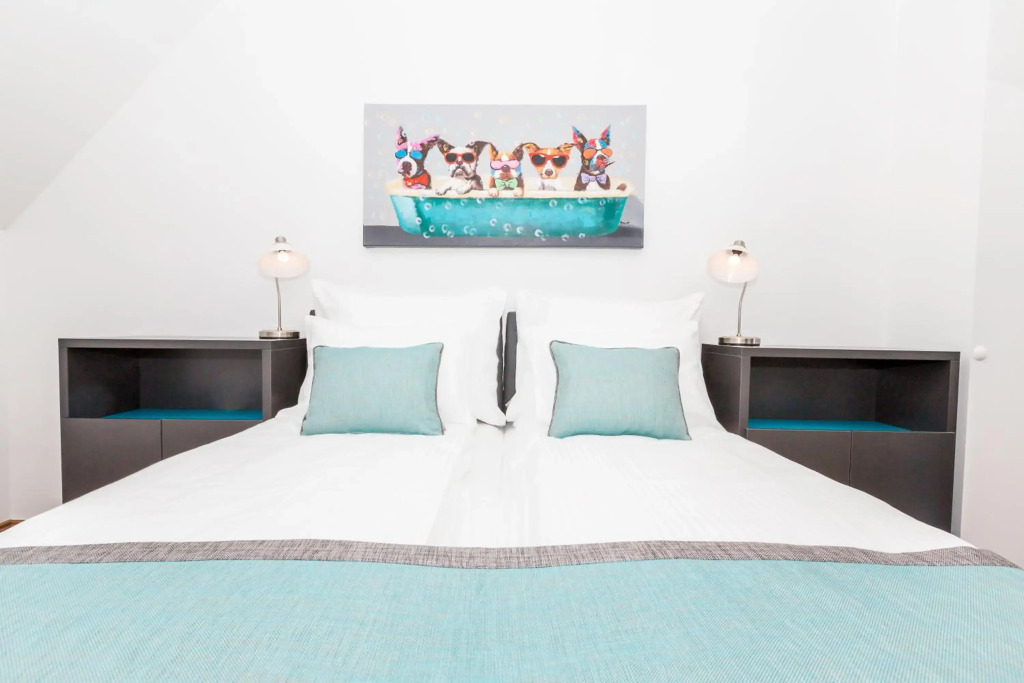 Simtown Suite Apartments