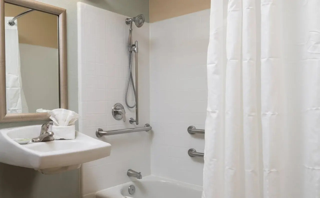 Holiday Inn Express & Suites Santa Clara - Silicon Valley by IHG