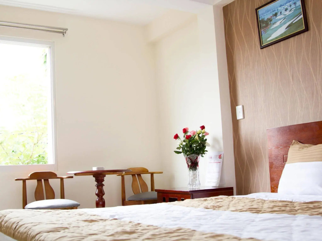 Phong Lan Hotel