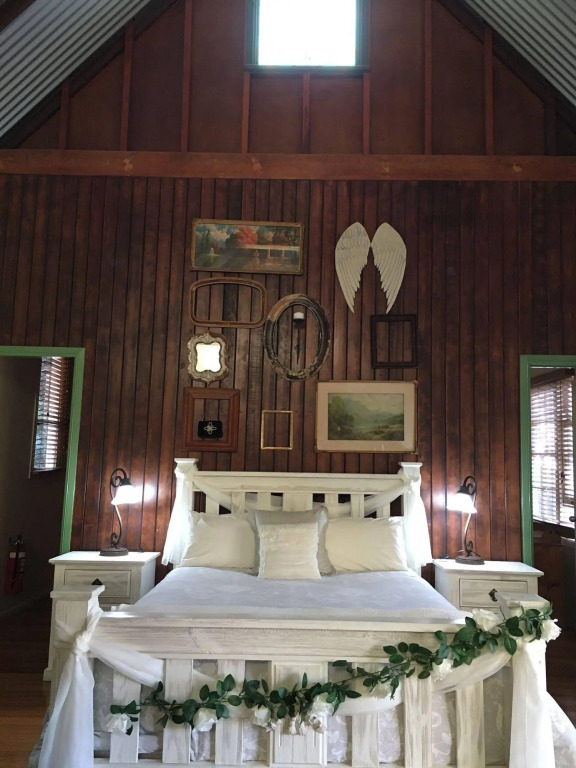 Hillview Cottages