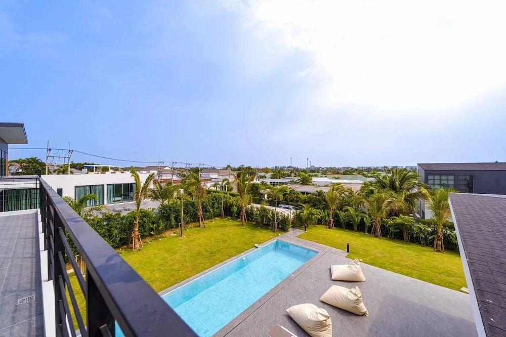 Luxury 5 Bedroom Pool Villa KH-C2