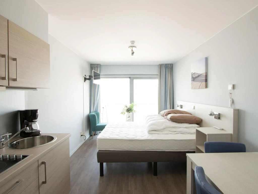 Comfortable studio in Blankenberge with a view over the city