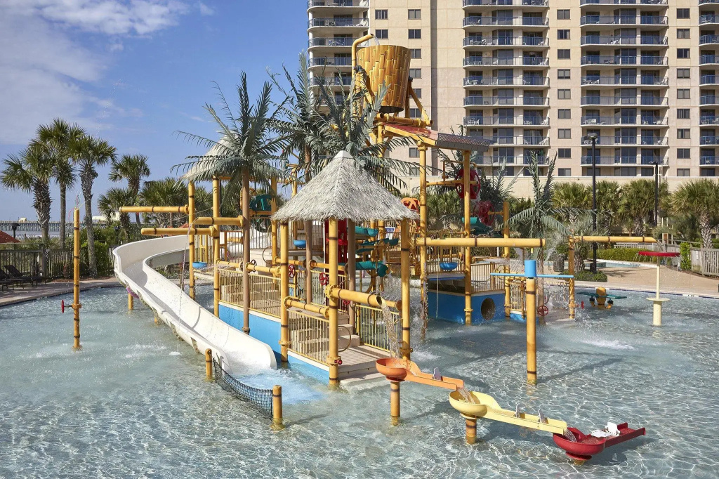Royale Palms Condominiums