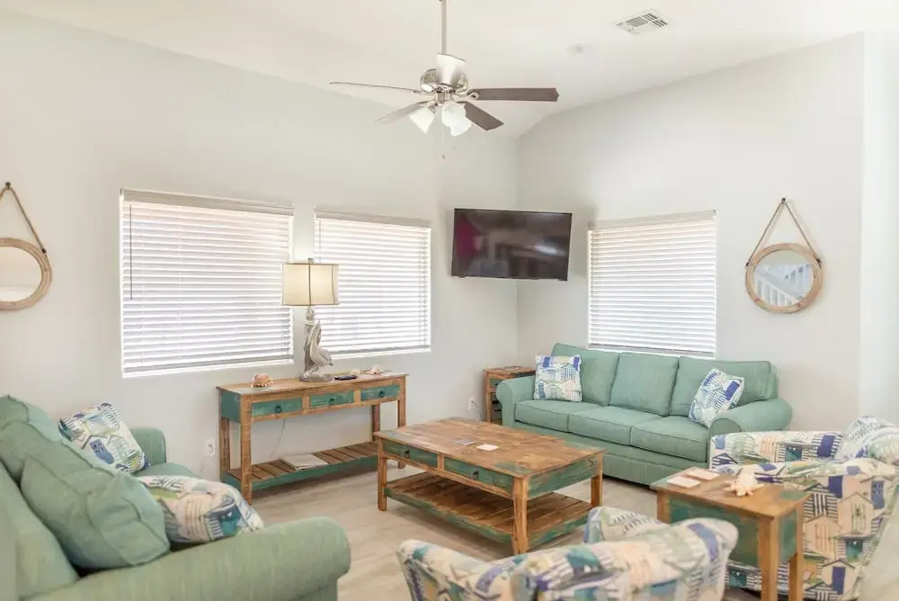 Always Beachin 4 Bedroom Home