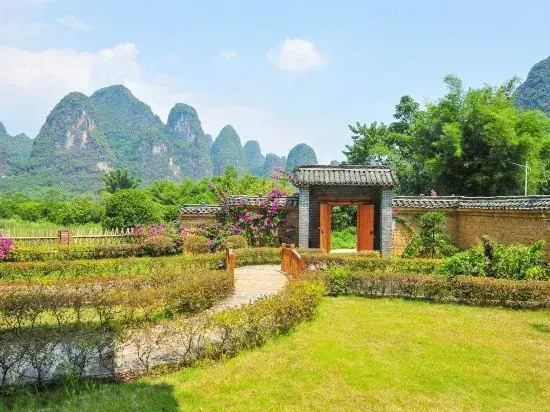 Yangshuo Xining Ge Inn (Yulong River National Tourist Resort)