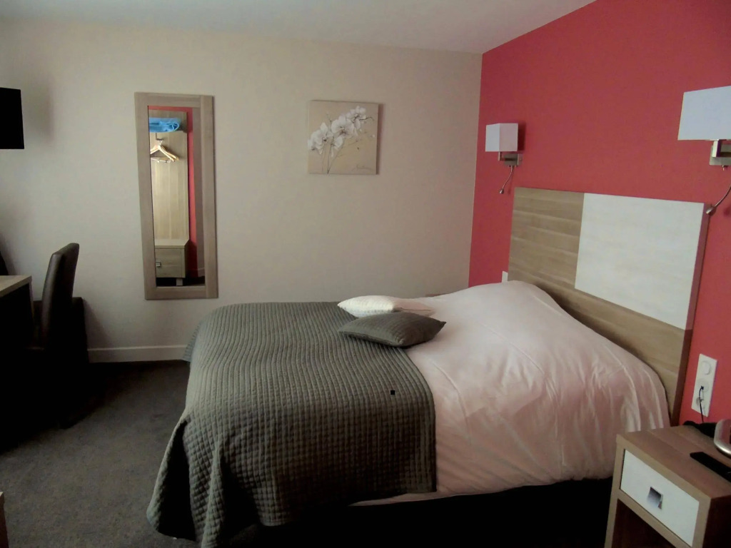 LOGIS Hotel Restaurant Auberge Du Cheval Blanc