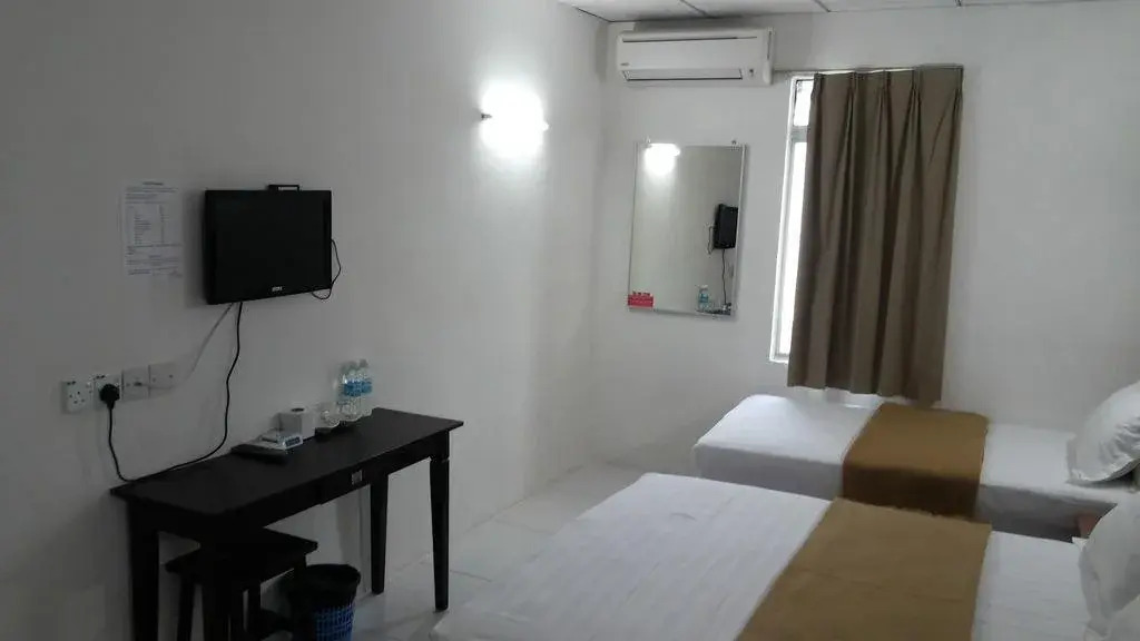 Aristo Hotel 81