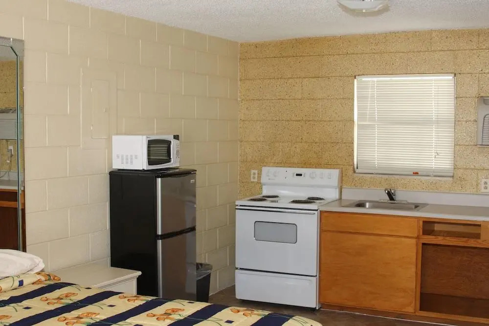 Savannah Inn and Suites Savannah Port Area