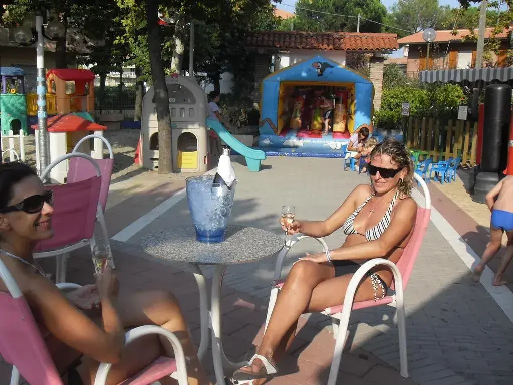 Color Metropolitan Family Hotel