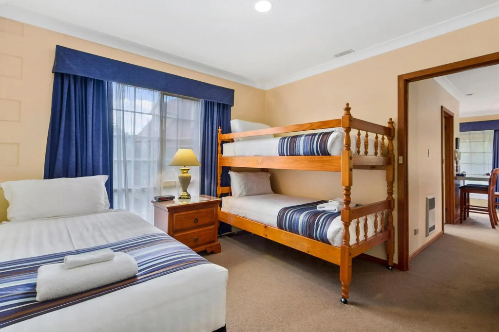 Swansea Cottages & Lodge Suites
