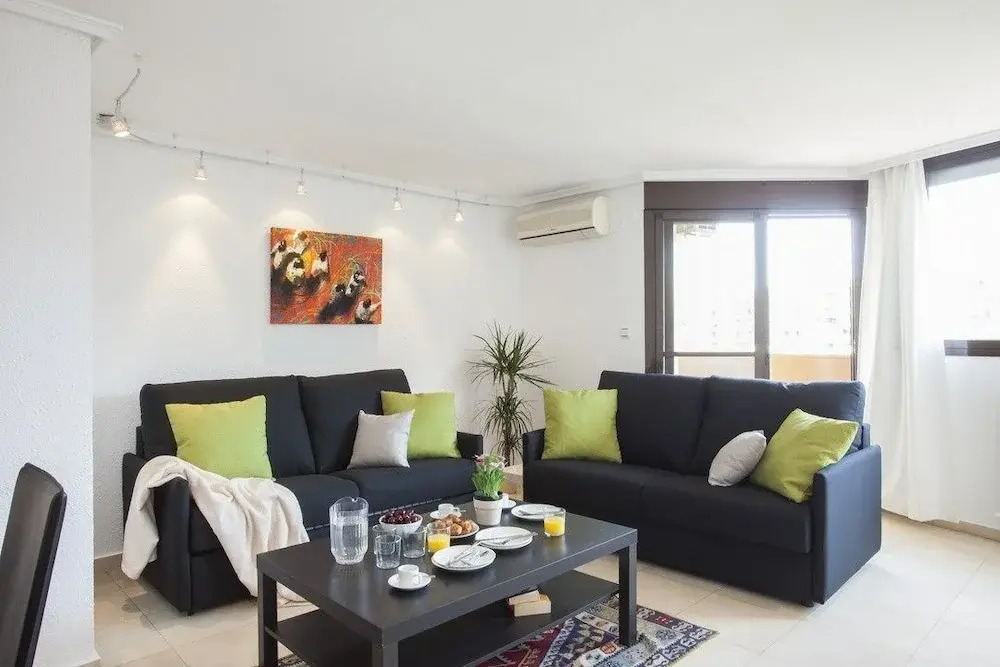 SingularStays Candela V