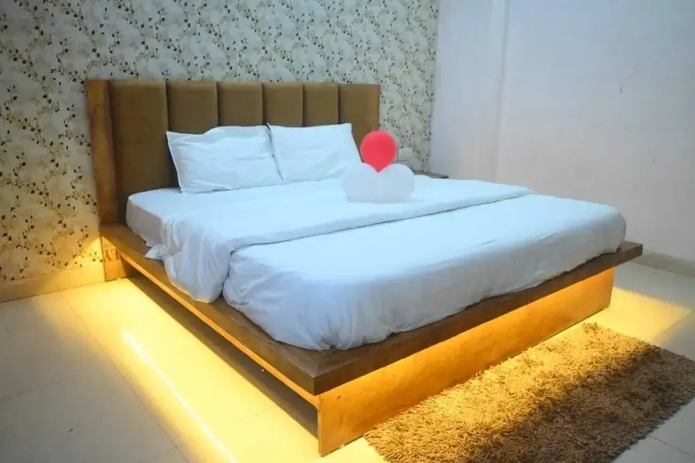Hotel 7 Solitaires