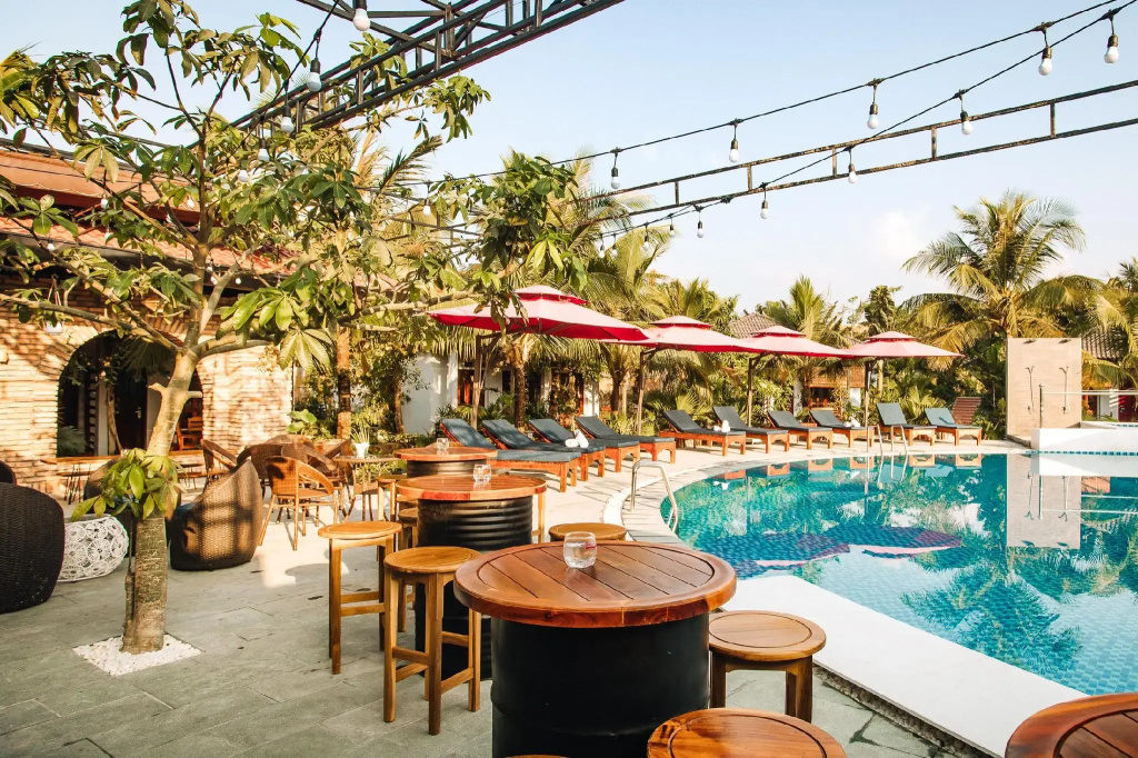 Palm Hills Resort