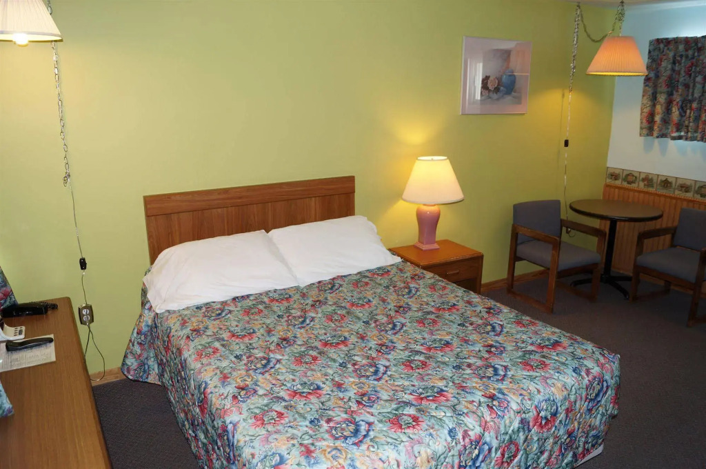 Robyns Motel