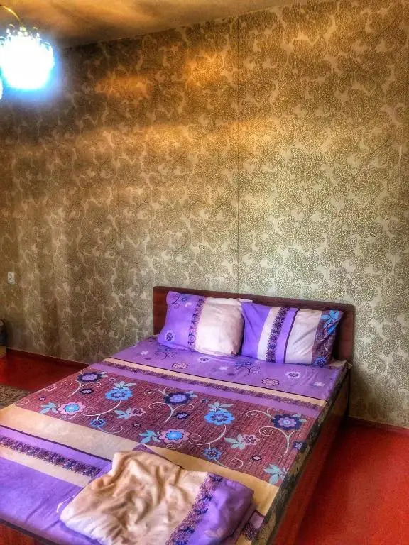 Full House Hostel