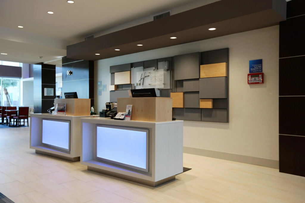 Holiday Inn Express & Suites Houston NW - Hwy 290 Cypress by IHG