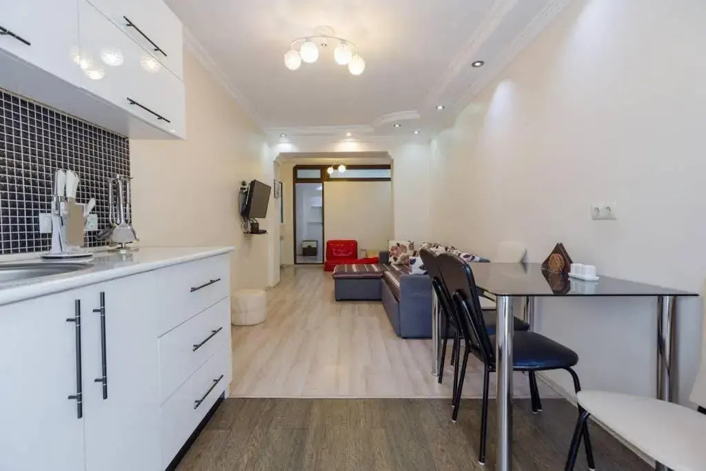 Modern 1BR In The Heart of Batumi