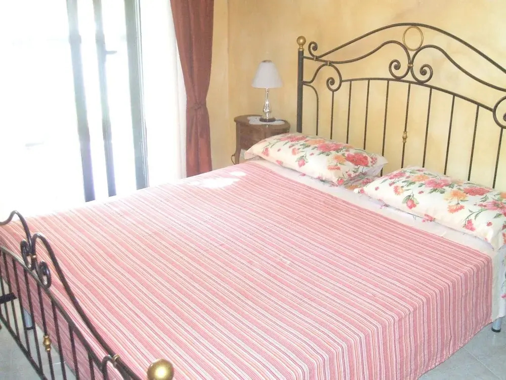Apartment With 2 Bedrooms in Alghero, With Wonderful sea View, Furnish