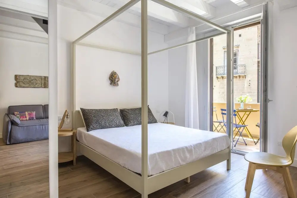 Le Niche Holiday Home - Balcony by Wonderful Italy