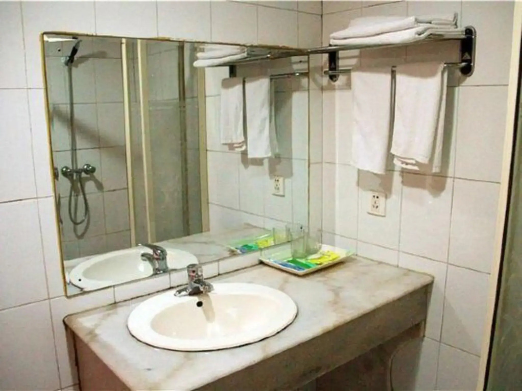 Dongsheng Hotel