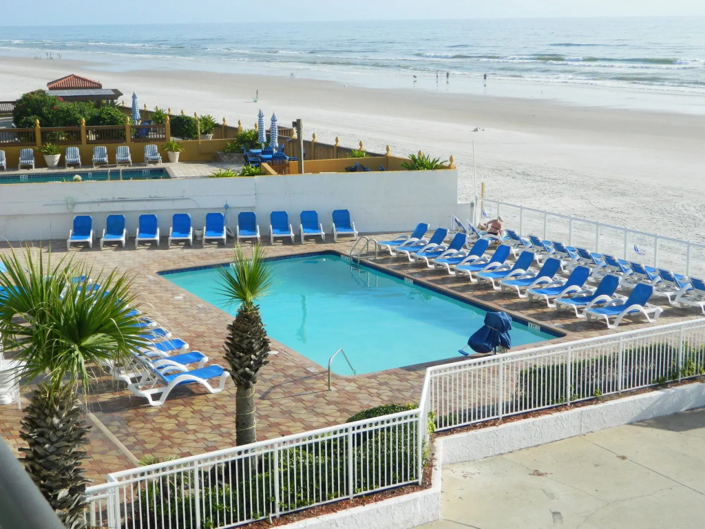 Tropical Winds Resort Hotel