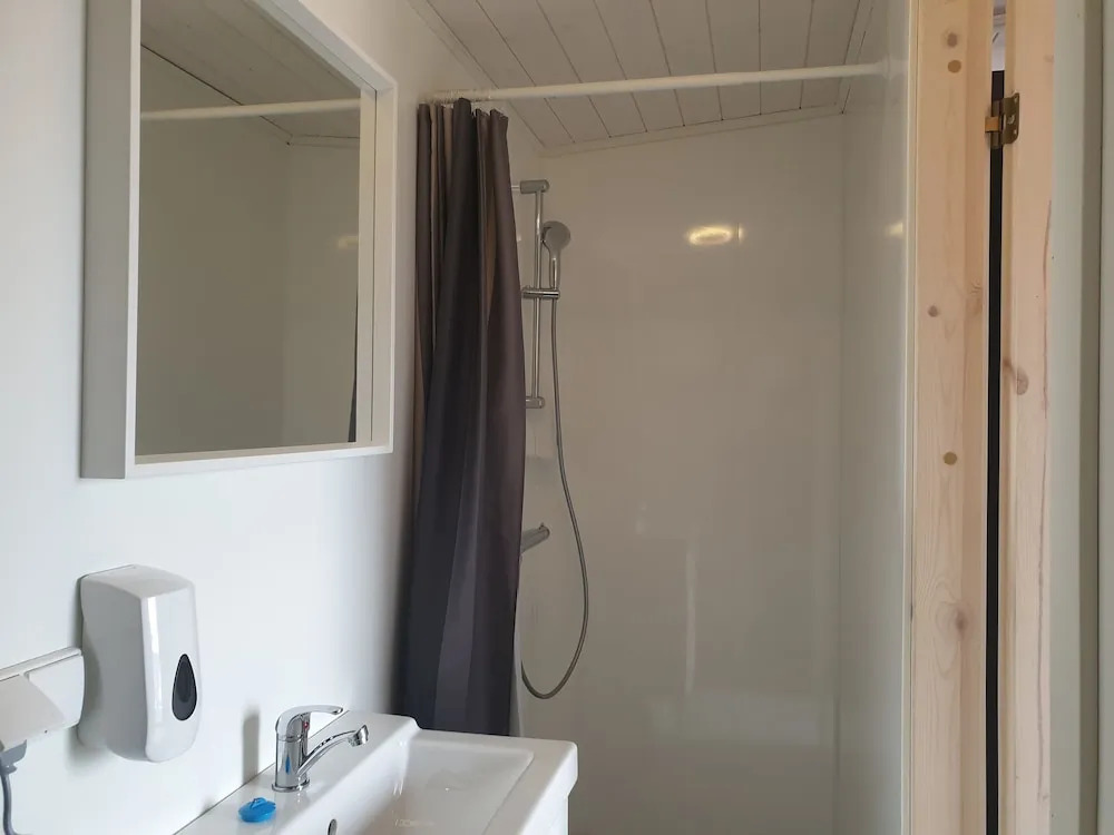 Black Beach Cottage Small