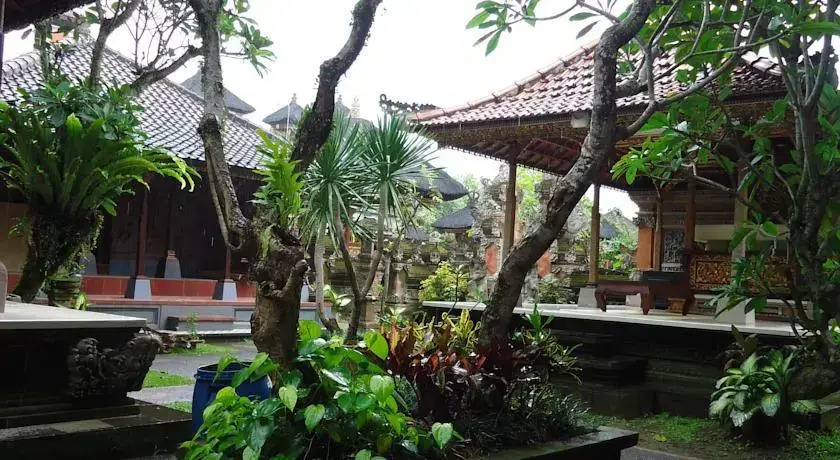 Warsas Guest House