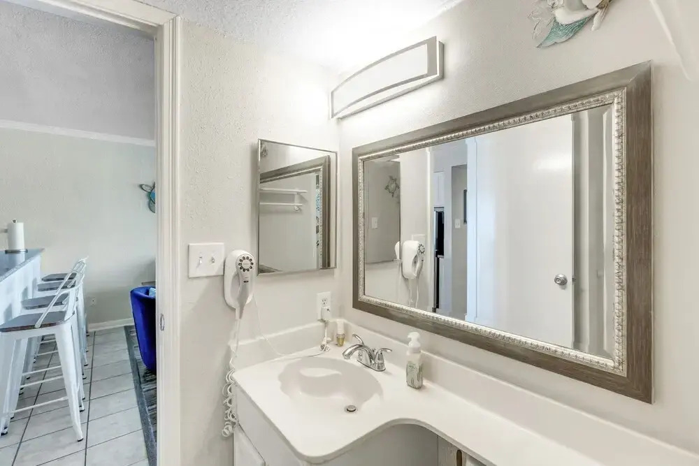 Victorian With A View 3 Bedroom Condo
