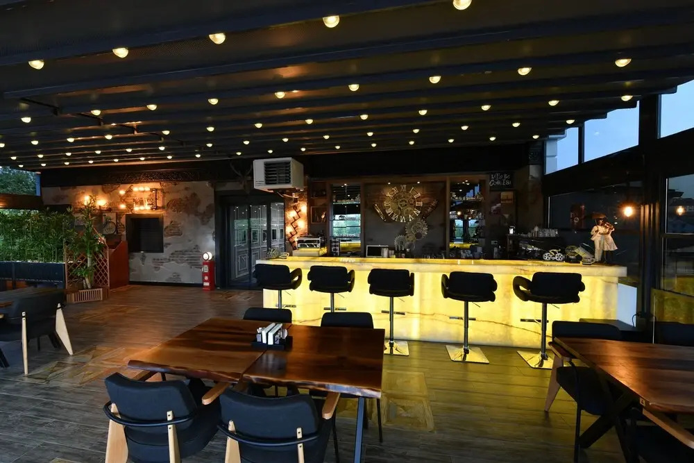 DLUX BOUTİQUE HOTEL