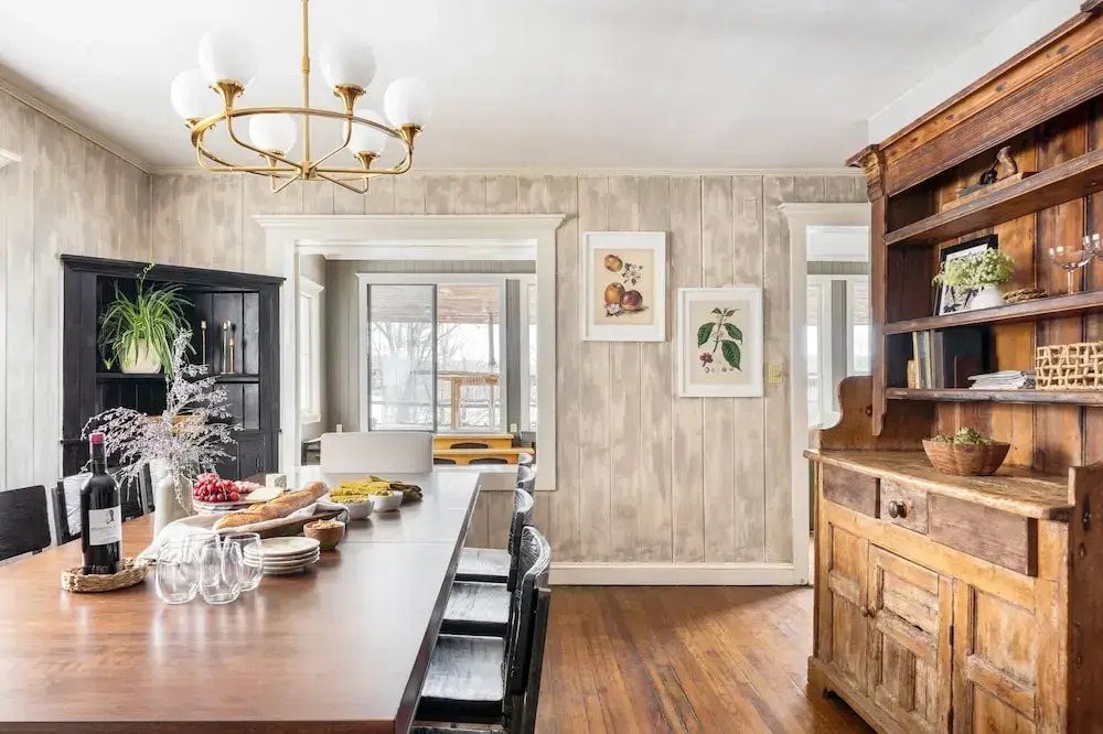 Shakespeare on the Hudson by Avantstay Two Home Buyout on the Hudson River! 22 Bedrooms!