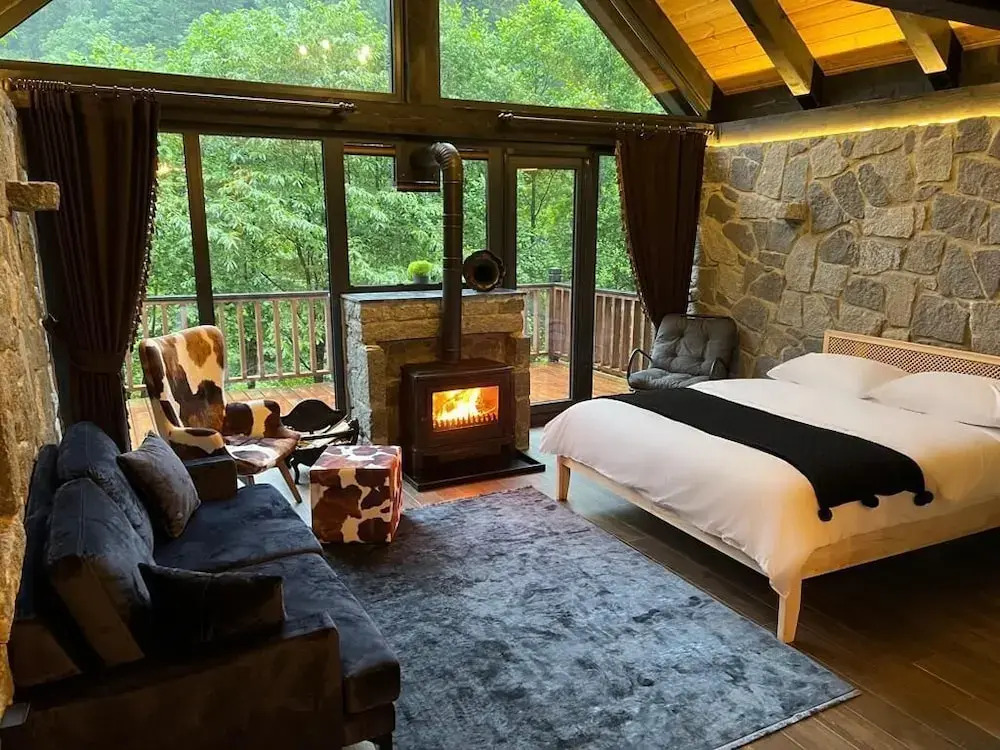 Ayder Vanak Stone Suites