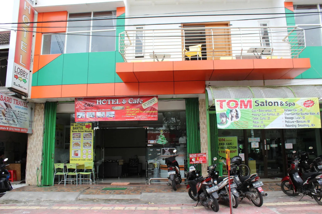 Rene Hotel